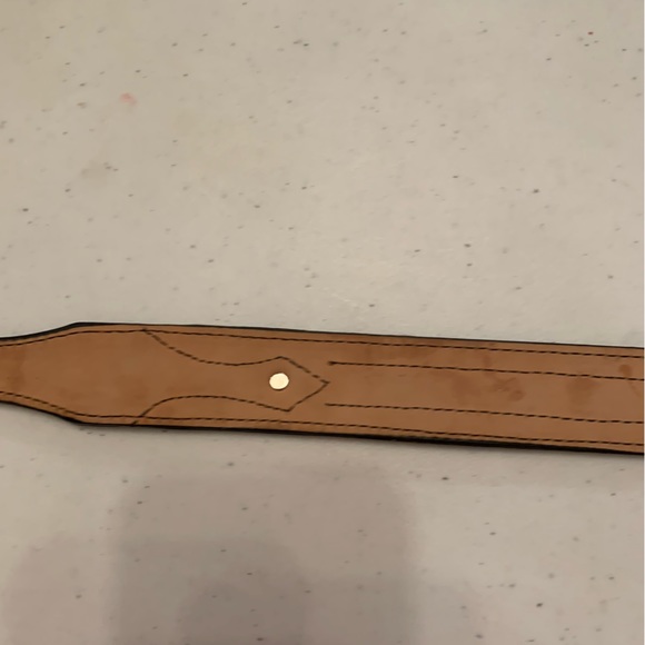 Circle Y of Yoakum. Hand Made in Texas. Leather Stitched belt. No buckle. NWT. - Picture 8 of 15